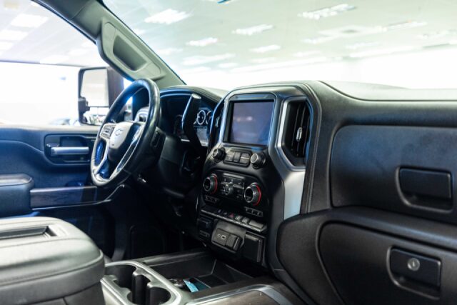 2021 Chevrolet Silverado 2500HD LTZ Image 17
