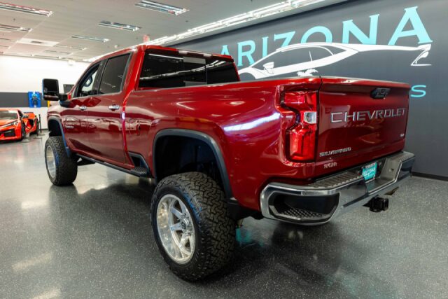 2021 Chevrolet Silverado 2500HD LTZ Image 8
