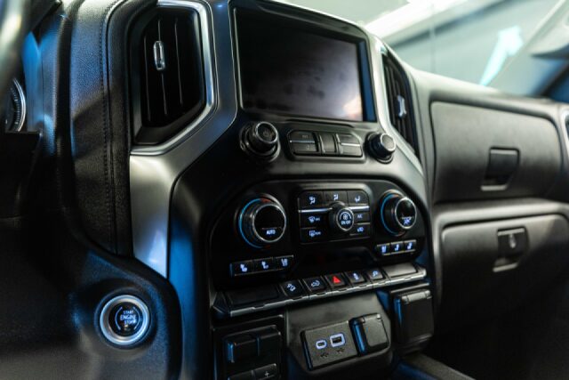 2021 Chevrolet Silverado 2500HD LTZ Image 12