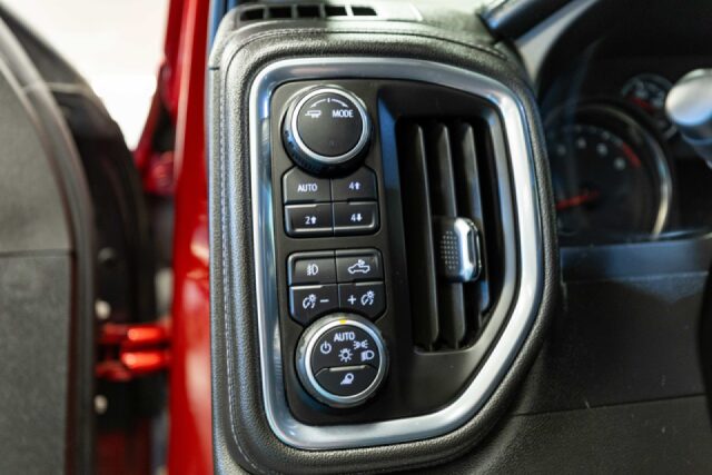 2021 Chevrolet Silverado 2500HD LTZ Image 11