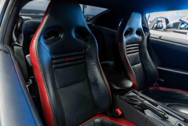 2014 Nissan GT-R Black Edition Image 13