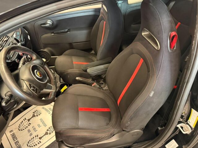 2015 FIAT 500 Abarth Image 9