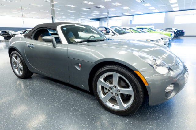 2006 Pontiac Solstice Base Image 4